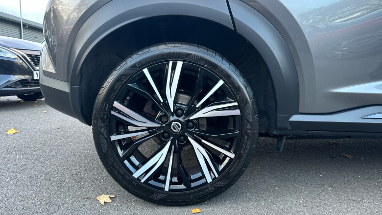 Nissan Juke 1.0 DiG-T Tekna+ 5dr DCT Petrol Hatchback